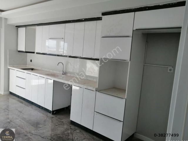 Aydın Germencik Çarşı İçerisinde Yeni 150 M2 Satılık 3+1 Daire