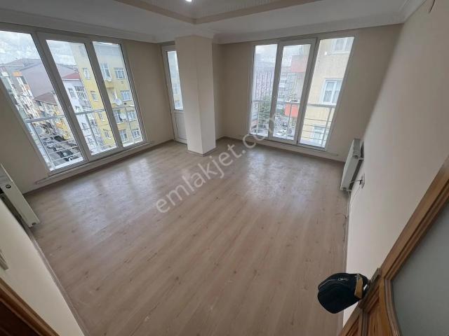 Aydın İnş Cebeci Mah 2+1 80m2 5.kat Haski Yürüme Mesafesi