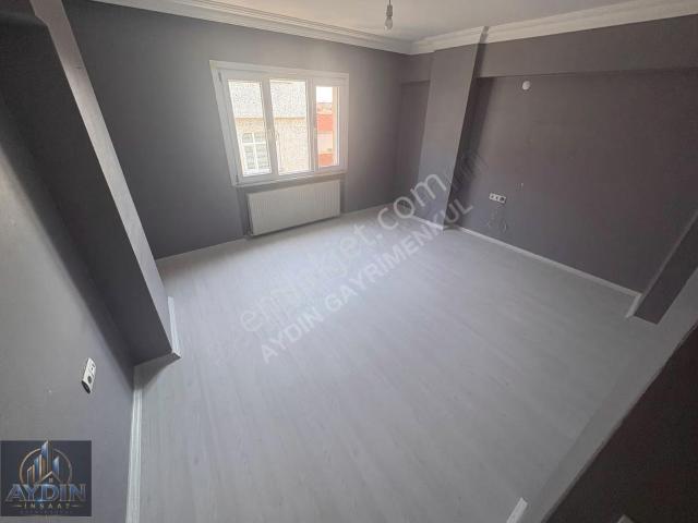 Aydın İnş Sultançitliği Mah 2+1 90m2 3.kat Yeni Evli Çift
