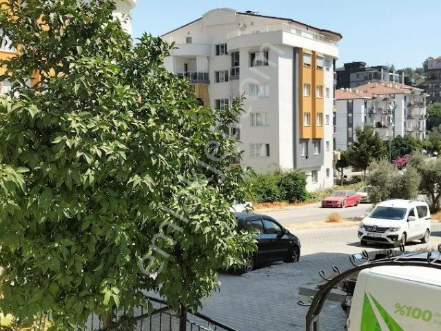 Aydın Kuşadası Ege Mahallesi Nde Kiralık 3+1 Daire