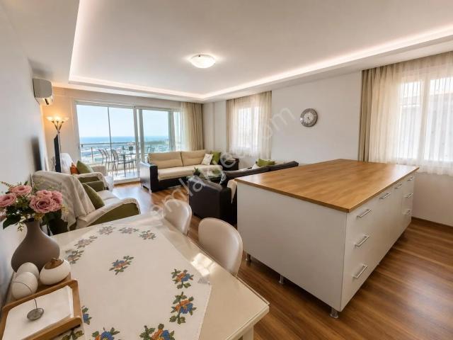 Aydın Kuşadası Satılık Çatı Katı Deniz Manzaralı Daire