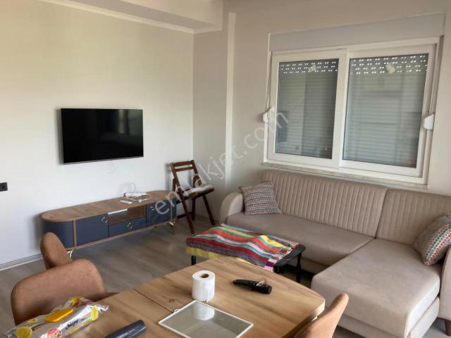 Aydın Mahalelesinde Sıfır Eşyalı Kiralık 1+1 Daire