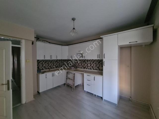 Aydın Meşrutiyet Mahallesi'nde Kiralık 3+1 Daire