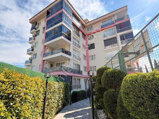 Aydın Nazilli İstiklal Mahallesi’nde Sosyal Olanakları İle Öne Çıkan 3+1 Kiralık!