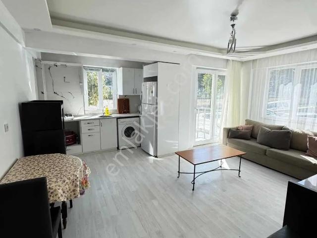 Aydın Nazilli Sümer Mahallesinde Satılık Eşyalı 1+1 Geniş Daire