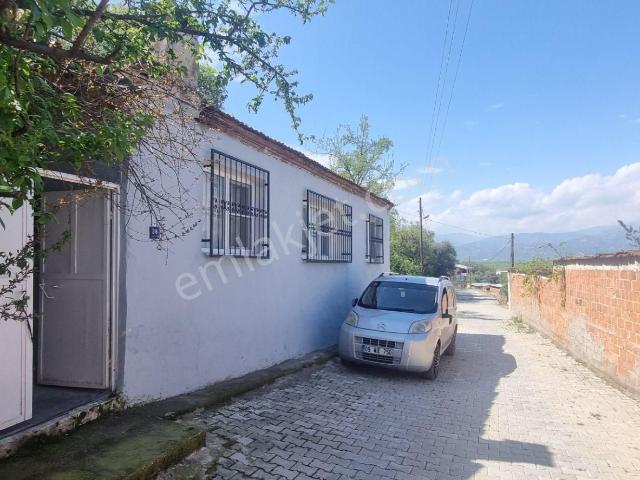 Aydın Nazilli Yöntem Emlaktan Yenipazar Direcik Mahallesinde Satılık Müstakil Ev