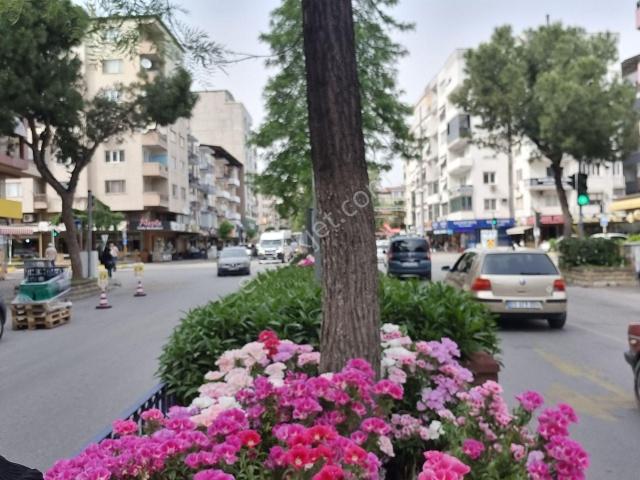 Aydın Nazilli Yöntem Emlaktan Karaçay Mahallesindedoğalgazlı Kiralık 3+1 Daire