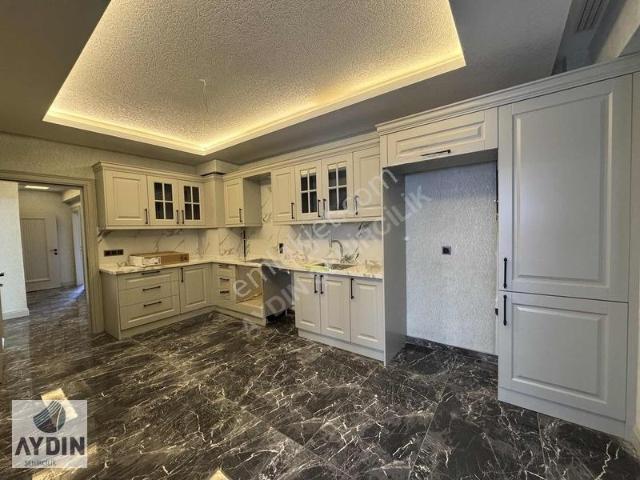 Aydın Satıyordan Adliye Yakını Site İçi 3+1 185m2 Ultra Lüx Sıfr