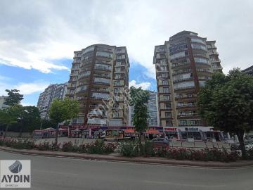 Aydın Satıyor'dan Çeçenistan Cd. Üzeri 3 Cepheli Geniş 4+1 Daire