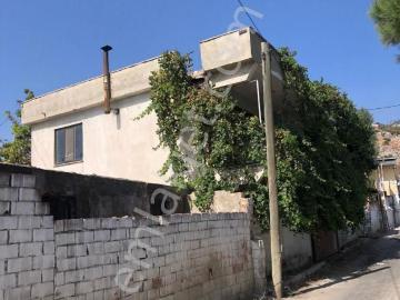 Aydın Soke Atburgazı Mahallesinde Satılık Köy Evı
