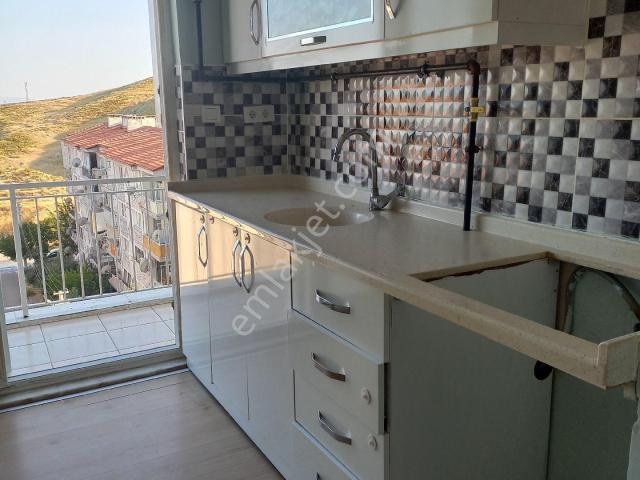 Aydın Söke Celtikci Mahallesinde 3+1 110 M2 Dogalgazlı Kiralık Daire