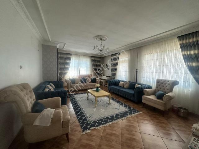 Aydın'dan Toroslar'da 3+1 Fırsat Kiralık Eşyalı Daire