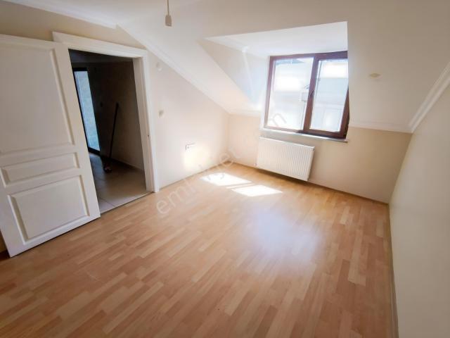 Aydınevler Hilltown Avm metroya Yakın kapalı Çatı Teraslı 1+1
