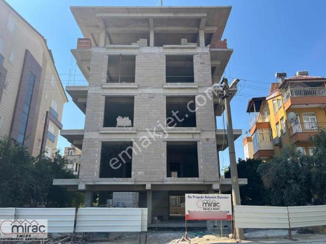 Aydınevlerde Lüks Daireler Satışta