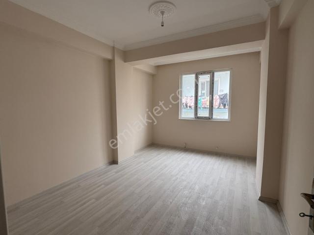 Aydınlık Emlak'tan Yeni Mahallede Uygun Fiyata Satılık 2+1 Daire