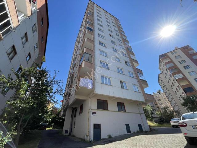 Aydınlıkevler Merkezi Konumda Masrafsız 3+1 Satılık Daire