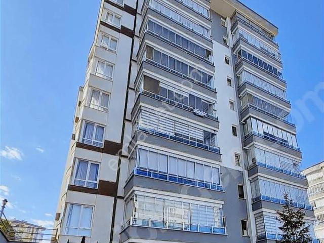 Aydınlıkevler Geniş Lüks Merkezi 4+1 Satılık Daire