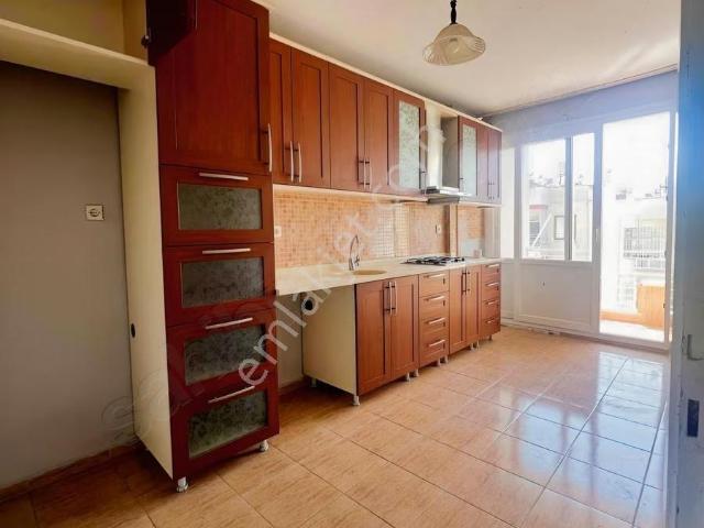 Aydınlıkevler Kiralık 3+1 Daire