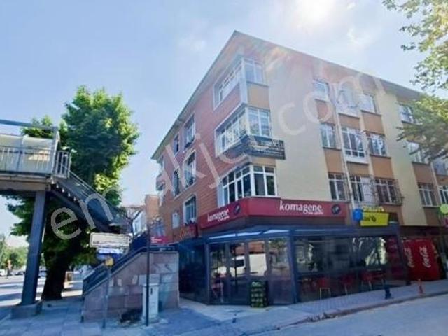 Aydınlıkevler Protokol Yolu Üzeri Boş 3+1 Satılık Daire