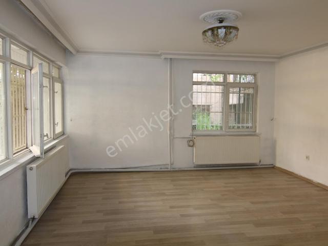 Aydınlıkevler Protokol Yolu Üzeri Kiralık 3+1 Bahçe Keyfi Daire