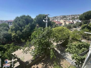 Aydınlıkevler'de Kiralık Bahçeli 3+1 Daire