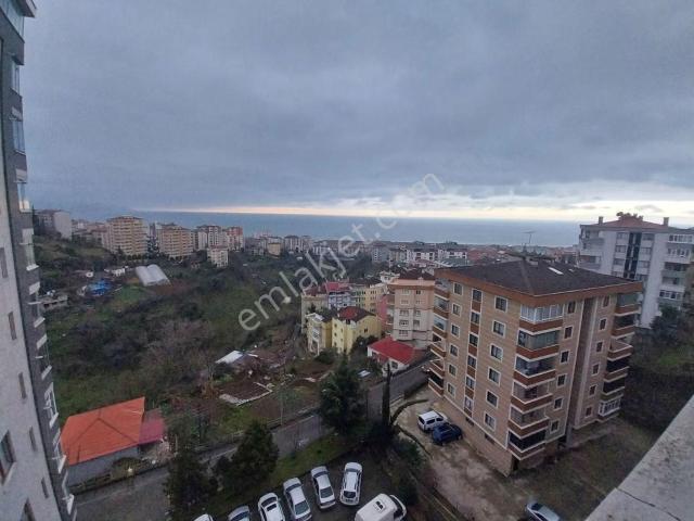 Aydınlıkevler'de Site İçersinde Deniz Manzaralı 3+1 Ferah Daire