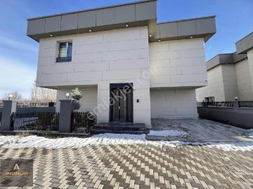 Aydınlar Gayrimenkul Den Satılık Lüx Villa