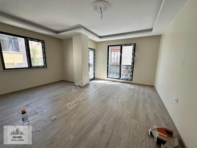 Aydınlar Mah.de 87m2 2+1 Daire