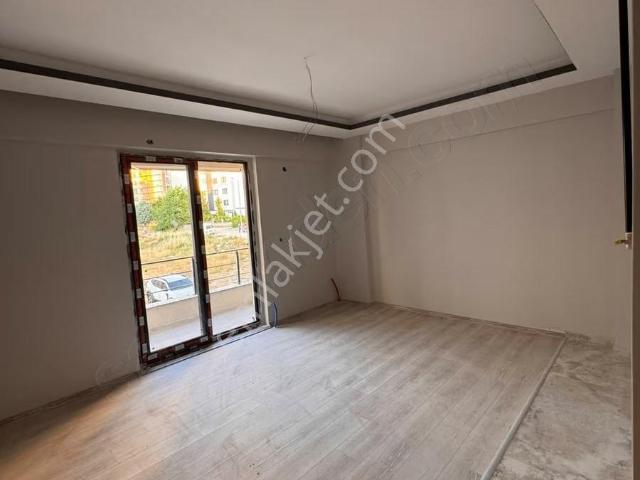 Çaydaçıra Mahallesi Satılık 1+1 Sıfır Daire