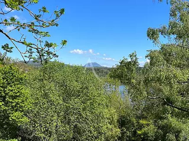 Aydat 63970 Achat / Vente maison 1 pièce t1 au dernier étage