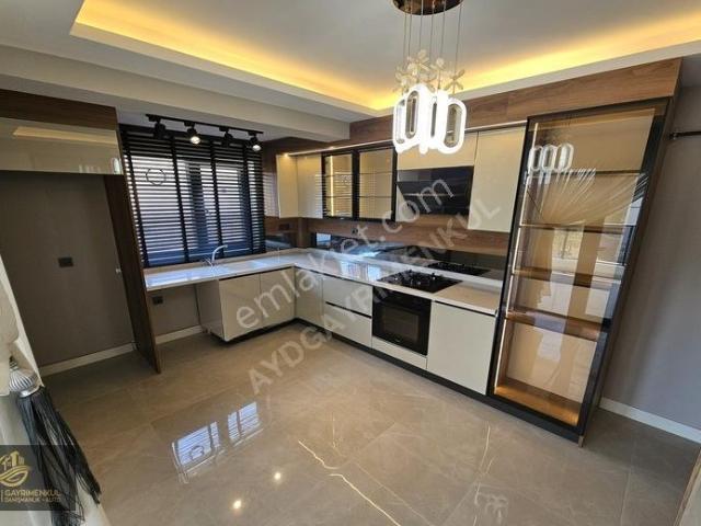 Ayd'den Menderes Mah Satılık 3+1 133m2 Lüks Daireler