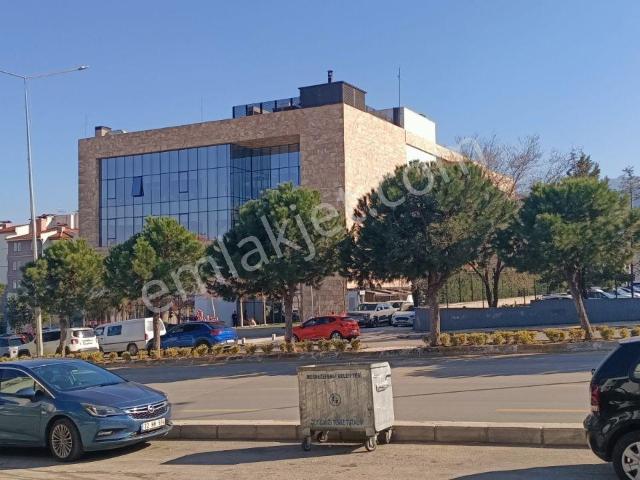 Aydem Karşısında Sgk Hastane Mevkide 3+1*son Kat Kiralık Daire