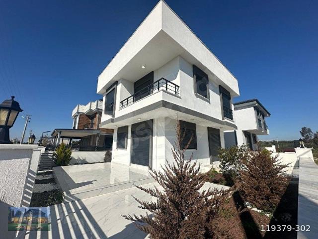 AYDIN DİDİM FEVZİPAŞA MAHALLESİNDE SATILIK TAM MÜSTAKİL VİLLA