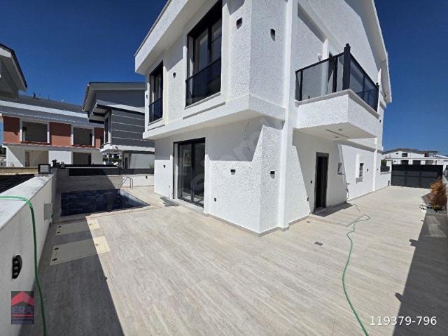 AYDIN DİDİM HİSAR MAHALLESİ'NDE DUBLEKS DAİRE FİYATINA SATILIK MÜSTAKİL HAVUZLU TRİPLEKS VİLLA