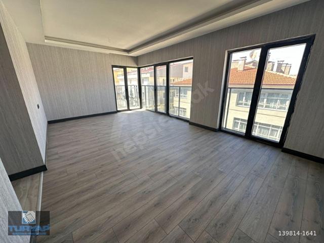 AYDINLAR MAH DİKMEN CAD YAKINI SIFIR 4+1 ASANSÖRLÜ 150M2 TERAS KAPALI OTOPARK