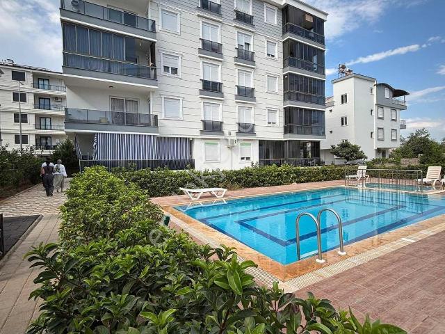 Aydoğmuş Mahallesinde Satılık 3+1 130m2 Daire