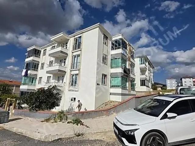 Aydoğdu'dan Bahar Cad. Sonu 3+1 Asansörlü Kiralık Daire 100m²