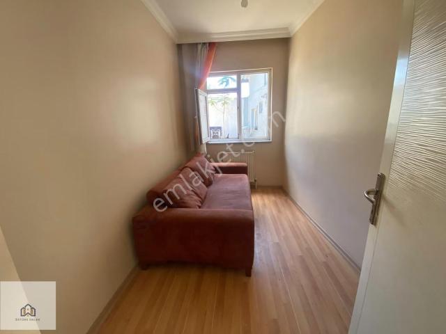 Aydosta Kiralık Yarı Eşyalı 2+1 Kiralık Daire