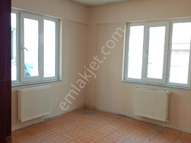 Bursa İnegöl Mesudiye Mah 70m2 2+1 20yıllık Girişkat Kat İrtifaklı Satılık Daire