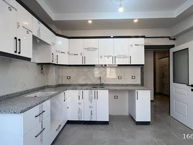 AYGÖZME YOLU ÜSTÜNDE SATILIK SIFIR LÜKS 3+1 DAİRE