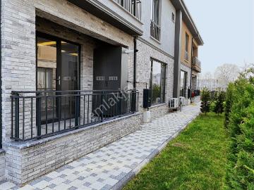 Ayhan Hepdiker Den Serdivan Yazlıkda 220m2 3+1 Site İçinde Villa