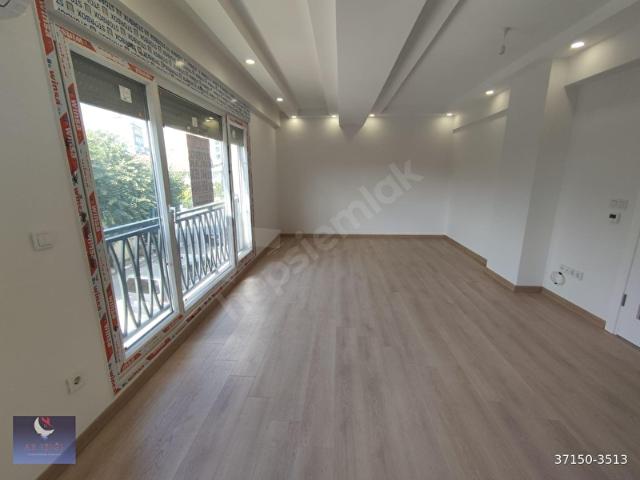 AYIŞIĞINDAN ÖĞRETMEN EVİNE YAKIN YENİ BİNADA 2+1 KİRALIK DAİRE