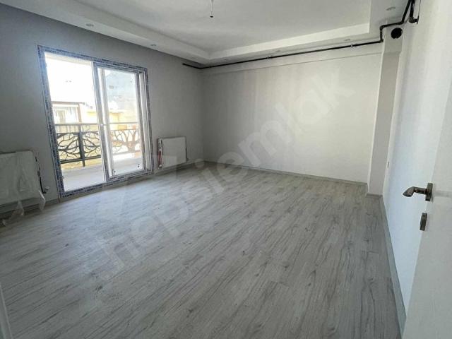 Aykut Emlaktan Saruhanlıda Aradığınız 3+1 Satılık Daire