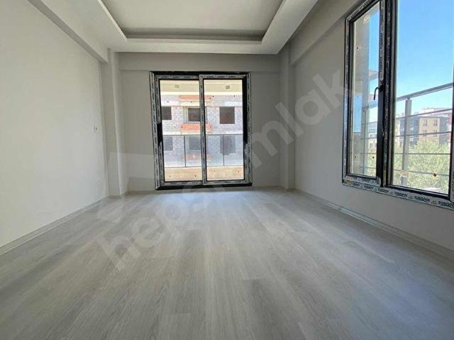 AYLA GAYRİMEKUL REŞATBEY MH. KİRALIK 2+1 SIFIR DAİRE