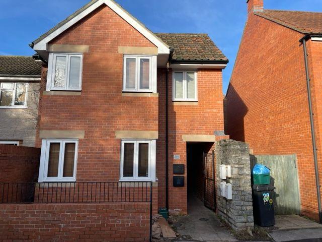 Ayles Mews, Silver Street, Glastonbury BA6, 1 bed flat to rent, £795 pcm | PrimeLocation