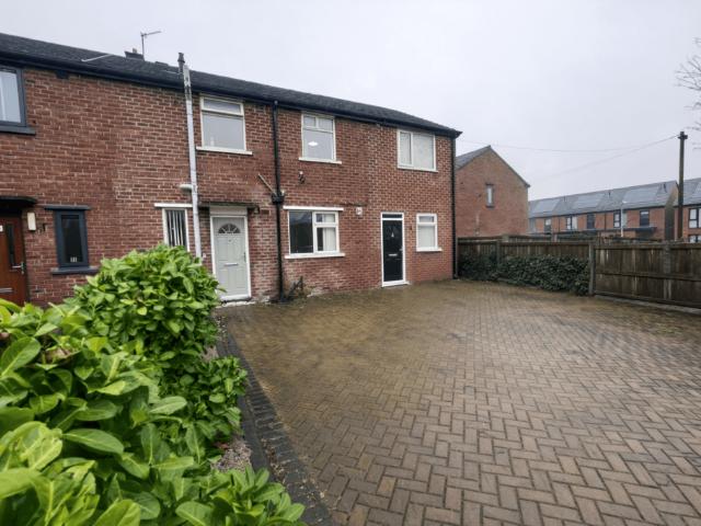 Aylesbury Close, Salford, M5 4QF 3 bed semi detached house to rent £1,250 pcm £288 pw