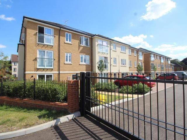 Aylesbury Street, Fenny Stratford 2 bed apartment to rent £1,300 pcm £300 pw