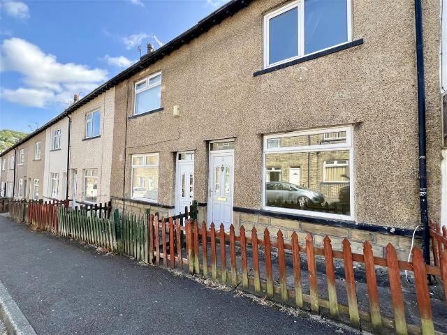 Aylesbury Street, Keighley BD21, 2 bed terraced house to rent, £675 pcm | PrimeLocation