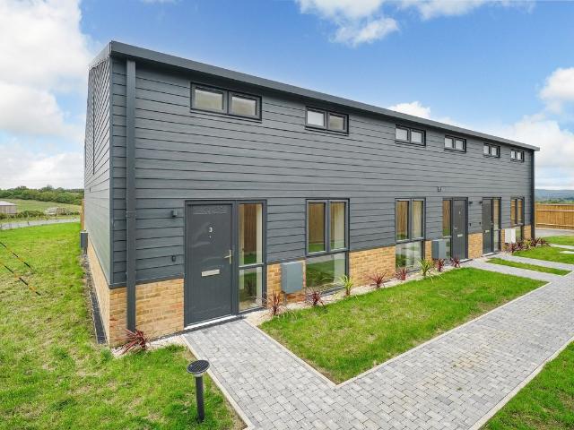 Aylesbury Road, Rowsham, Aylesbury HP22, 4 bed property to rent, £2,400 pcm | PrimeLocation
