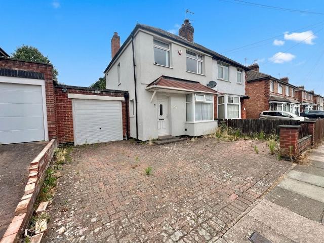 Aylestone Drive, Leicester LE2, 2 bed semi detached house to rent, £1,100 pcm | PrimeLocation